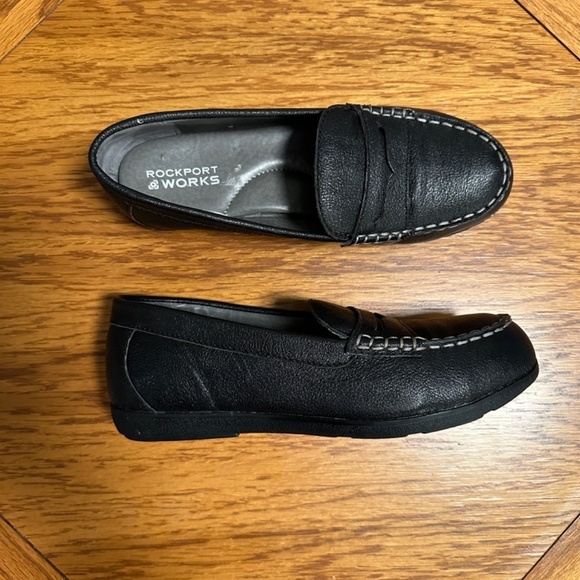 Rockport Shoes - *ROCKPORT* Black Round Toe Flat Shoes Size 8